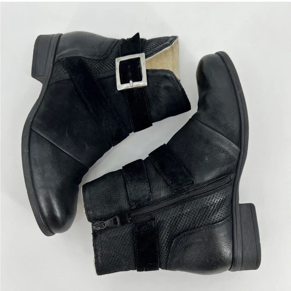 Miz Mooz closure zipper burnished